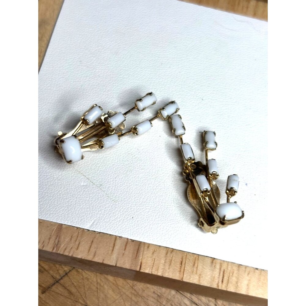 Vintage Gold-Tone Earrings With White Milk Glass Dangles Clip-On Style - Picture 4 of 6